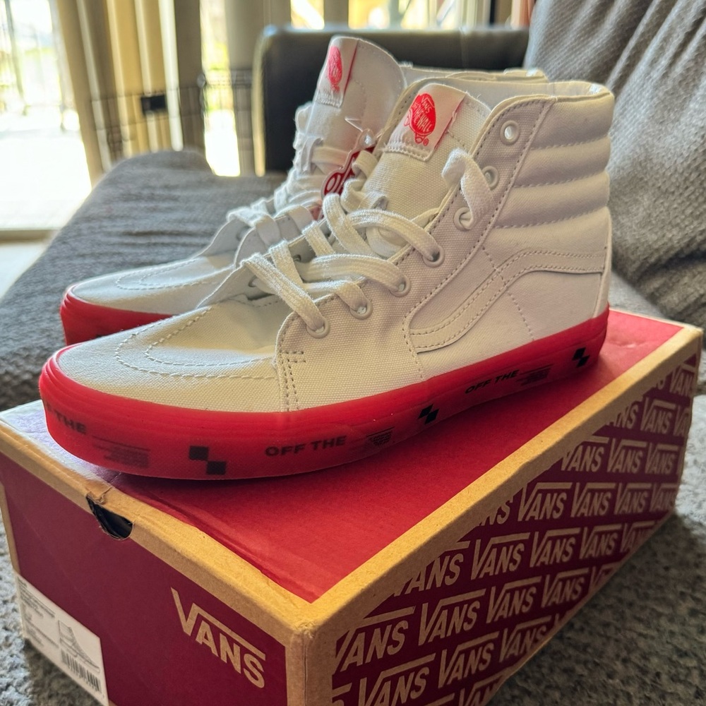 White / Pink high top Vans